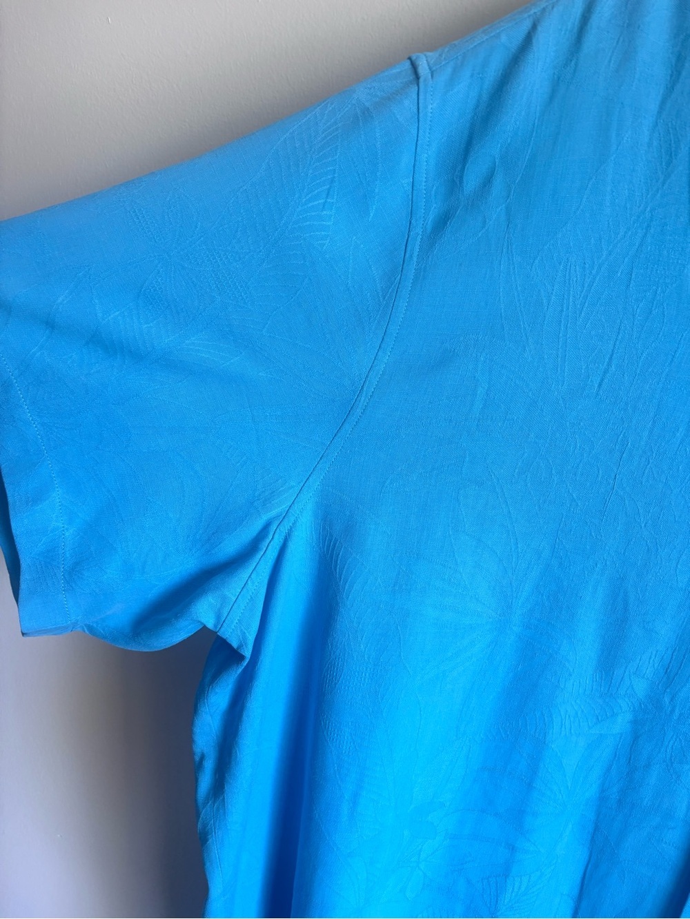 NWT Tommy Bahama Turquoise Silk Short-Sleeve  Camp Shirt size XXXL - Picture 2 of 9